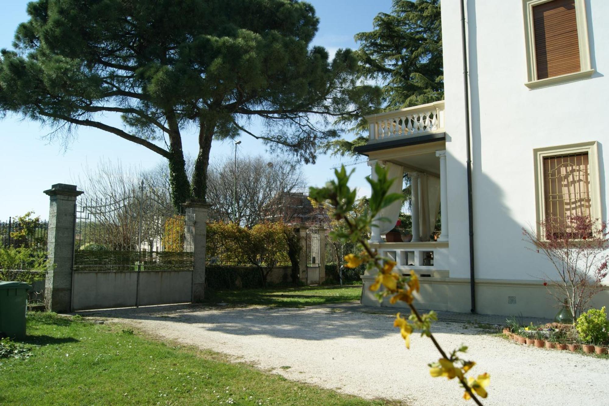 וליג'יו סול מיניציו Il Bozzolo Eco Boutique Apartments מראה חיצוני תמונה